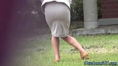 Japanese whore pissing outdoors